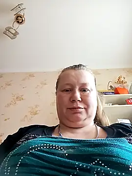KiraStanton online show from May 2026 12:13:02 PM