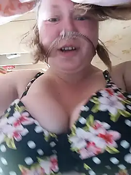 Snapshot of KiraStanton chatting on June 2026 05:17:02 PM KiraStanton online show from June 2026 05:17:02 PM