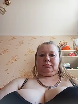 Snapshot of KiraStanton chatting on June 2026 11:25:01 AM KiraStanton online show from June 2026 11:25:01 AM