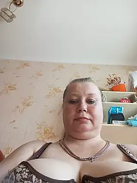 Snapshot of KiraStanton chatting on June 2026 12:31:02 PM KiraStanton online show from June 2026 12:31:02 PM