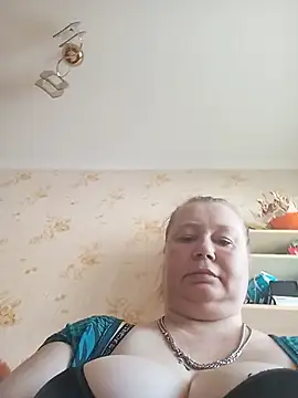 Snapshot of KiraStanton chatting on July 2026 06:08:02 AM KiraStanton online show from July 2026 06:08:02 AM