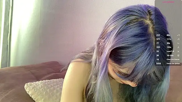 Emmibrilson online show from March 2026 12:00:02 PM