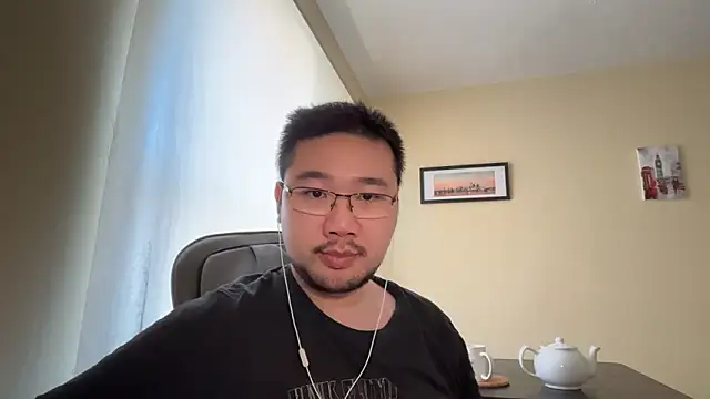 jasonryu2025 online show from April 2026 12:41:01 PM
