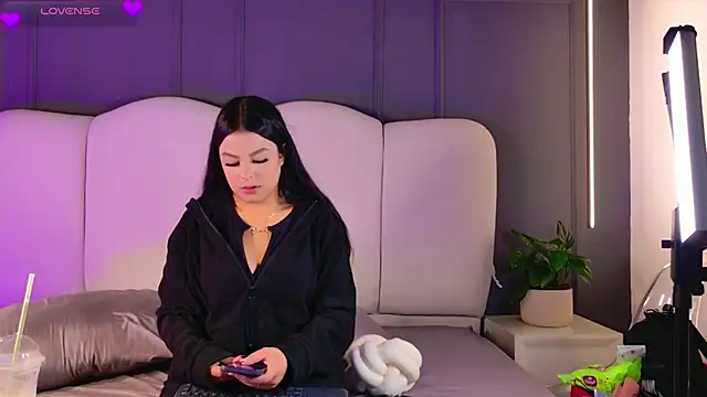 BrunaMonroee online show from March 2026 02:20:01 PM