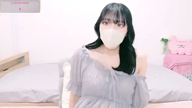 natsuka-chan online show from April 2026 08:40:01 AM