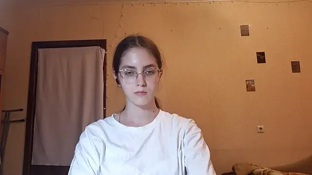 Katelemon online show from July 2026 03:06:02 PM