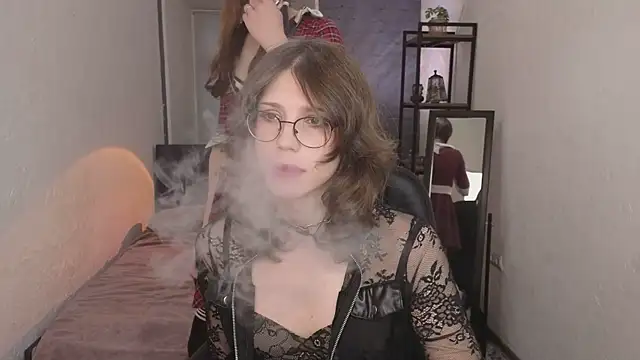 ZoriaLovesLuna online show from April 2026 01:19:01 PM