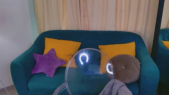 Erika Moan  online show from March 2026 08:26:33 AM