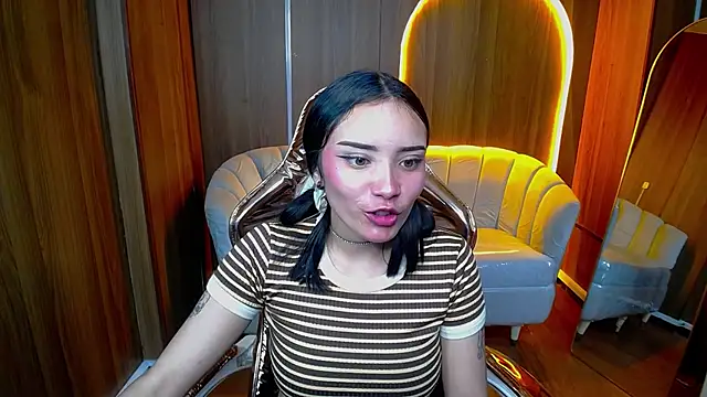 Daphne nicole b online show from February 2026 12:50:01 PM