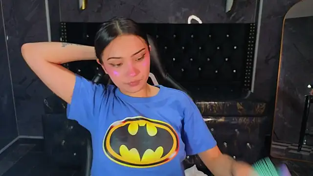 Daphne nicole b online show from July 2026 12:52:02 PM