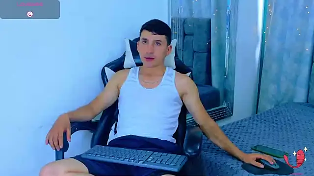 Snapshot of SharleeBoygum chatting on February 2026 07:23:01 PM SharleeBoygum online show from February 2026 07:23:01 PM