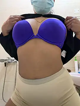 Snapshot of sessy_grl chatting on February 2026 05:39:02 AM sessy grl online show from February 2026 05:39:02 AM