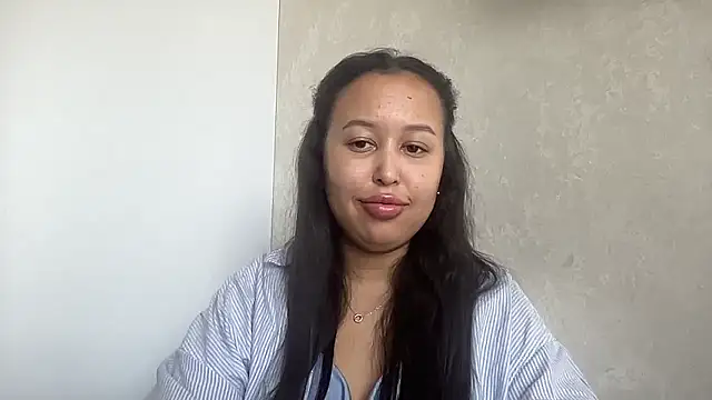 Snapshot of Dana_005 chatting on March 2026 09:45:01 AM Dana 005 online show from March 2026 09:45:01 AM