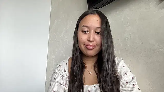 Snapshot of Dana_005 chatting on April 2026 12:38:01 PM Dana 005 online show from April 2026 12:38:01 PM