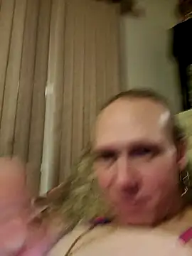 Snapshot of jersierosexx chatting on February 2026 04:46:02 AM jersierosexx online show from February 2026 04:46:02 AM