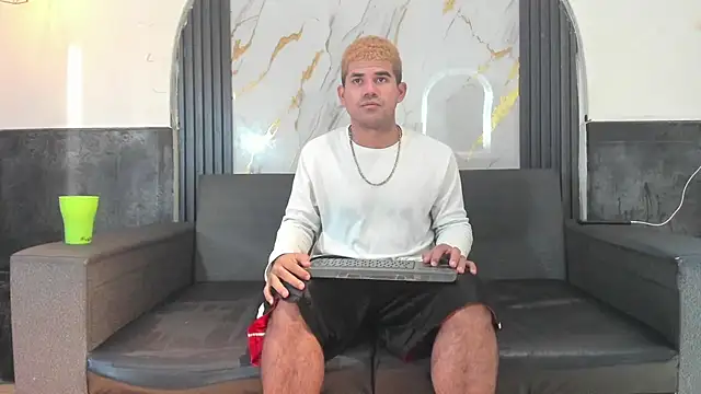 Latins on fire online show from May 2026 11:37:01 AM