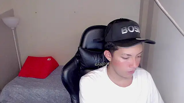 Street poemm  online show from April 2026 09:12:01 PM