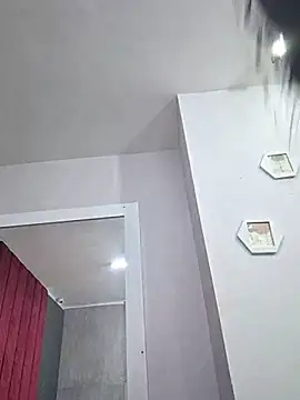 Allice Evens online show from May 2026 01:47:02 AM