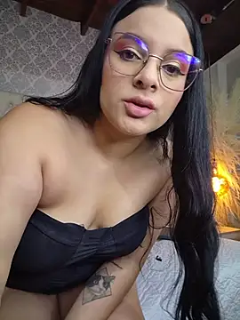 Allice Evens online show from May 2026 03:14:02 AM