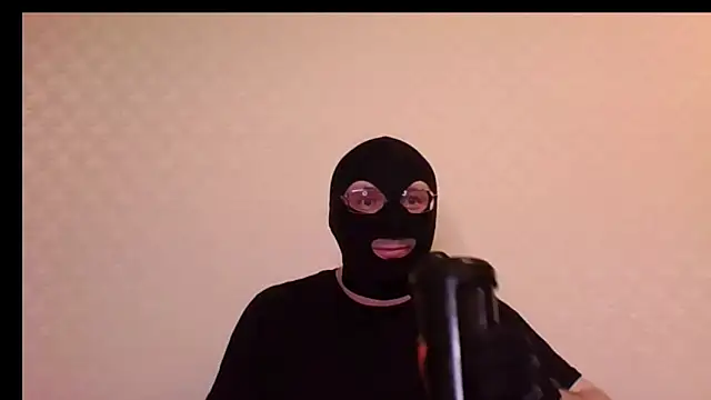 Snapshot of minotaur666 chatting on April 2026 09:12:01 PM minotaur666 online show from April 2026 09:12:01 PM