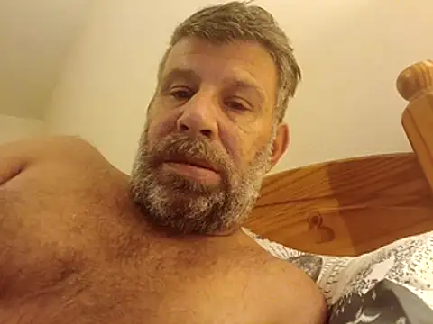stud2512 online show from May 2026 10:16:02 PM