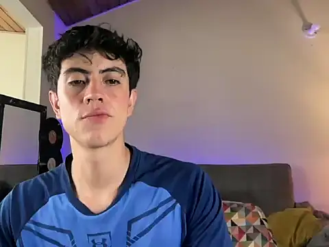 Stolas ying online show from March 2026 06:03:01 PM