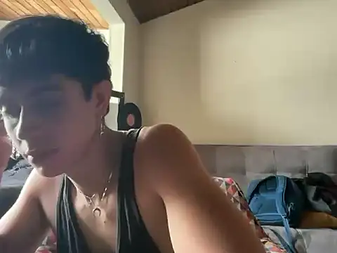 Stolas ying online show from March 2026 08:15:02 PM