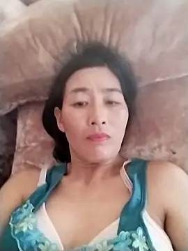 lris-Beauty77 online show from April 2026 07:39:01 AM