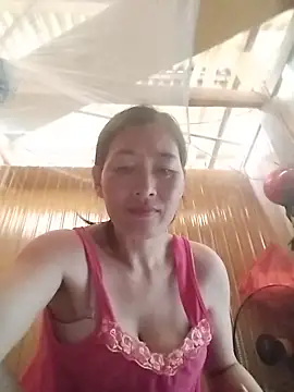 lris-Beauty77 online show from June 2026 03:52:02 AM