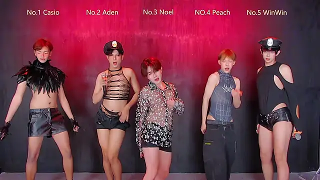 Snapshot of Apex-Girls chatting on March 2026 11:26:02 AM Apex-Girls online show from March 2026 11:26:02 AM