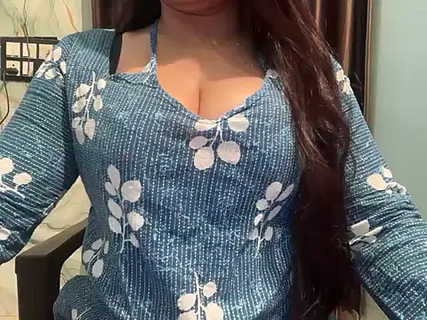 Avneet kaurr1 online show from May 2026 01:36:01 AM