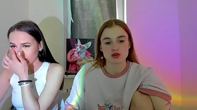 Snapshot of Stacey_Brow chatting on April 2026 02:47:02 AM Stacey Brow online show from April 2026 02:47:02 AM