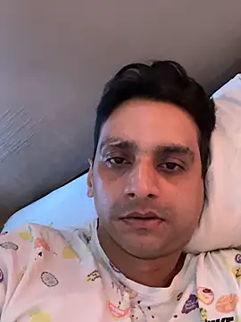 online4u08 online show from March 2026 09:12:02 AM