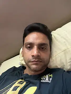 online4u08 online show from April 2026 06:13:02 PM