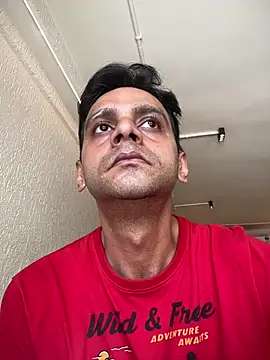 online4u08 online show from May 2026 06:18:01 AM