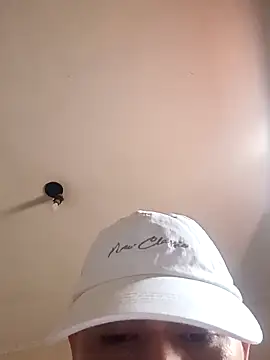 Snapshot of marcoslakwndwo chatting on February 2026 03:46:02 PM marcoslakwndwo online show from February 2026 03:46:02 PM