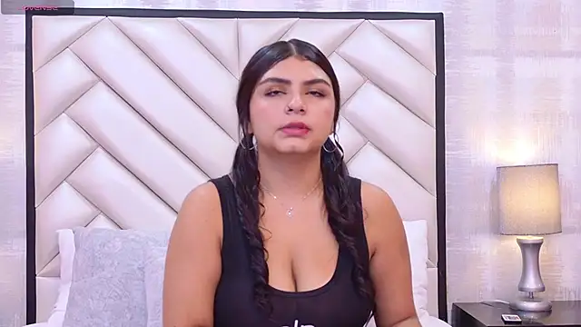 EmmaLeens online show from February 2026 12:26:01 PM