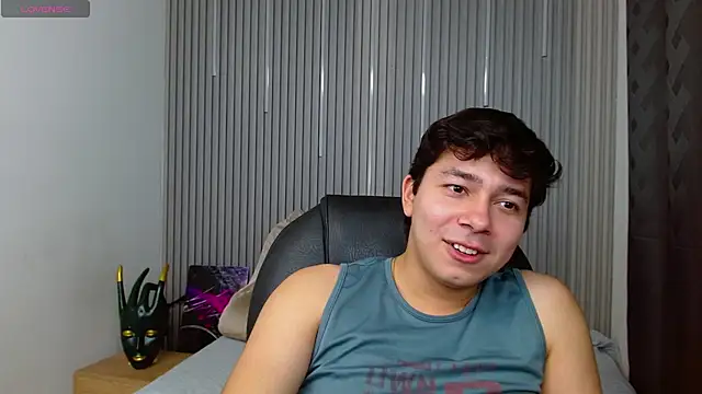 Julian Smith21 online show from May 2026 01:36:01 AM