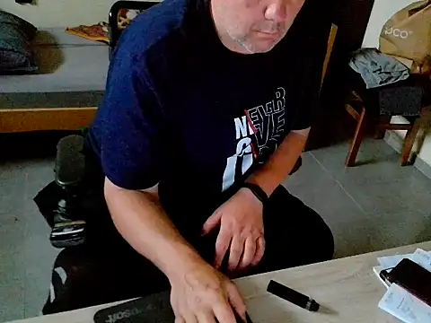 pozitiva000 online show from May 2026 02:00:02 PM