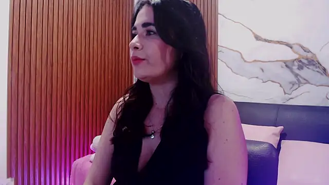 Loren Tay online show from April 2026 03:02:01 AM