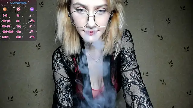 NicoleDaviss online show from July 2026 07:31:01 PM
