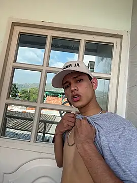 HarryGaze online show from February 2026 01:45:02 PM