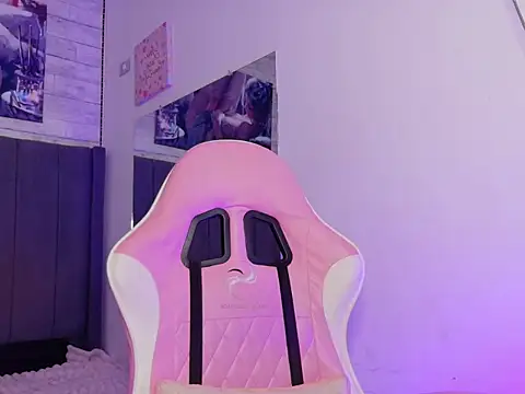 aidaprincess online show from April 2026 11:04:01 PM