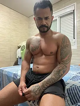 morenotatudo18cm online show from February 2026 10:22:01 PM