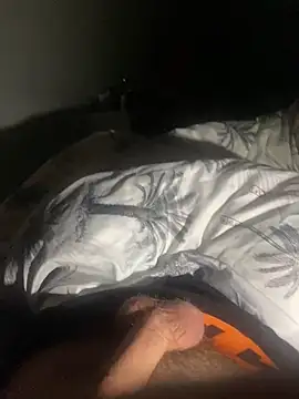 Snapshot of crustyyy1 chatting on February 2026 03:18:02 AM crustyyy1 online show from February 2026 03:18:02 AM