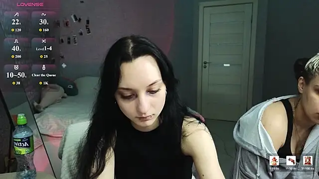 LuxuryLoverss online show from April 2026 12:29:02 PM