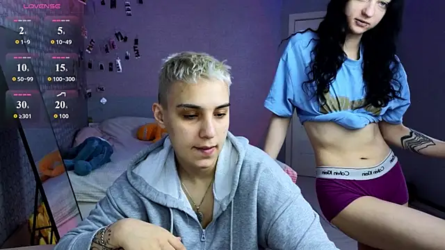 LuxuryLoverss online show from May 2026 11:06:01 AM