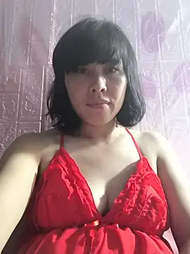 juicy-milu online show from July 2026 02:02:02 PM
