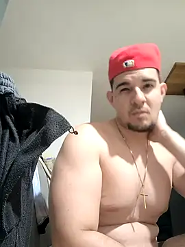 Snapshot of Jaramill07 chatting on February 2026 10:40:01 PM Jaramill07 online show from February 2026 10:40:01 PM