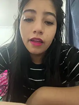 Sexy mia outdoors online show from April 2026 07:45:01 AM